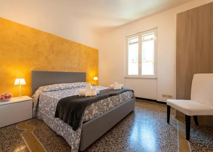 Casa Daniele - Centralissima Sul Porto Di Lejlighed *